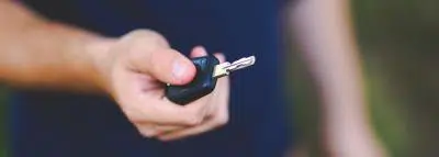 Voiture étudiant : conseils pour bien choisir clef-voiture