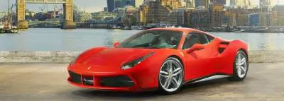 Ferrari 488 GTB moteur de l'année Le V8 de la Ferrari 488 GTB élu moteur de l'année