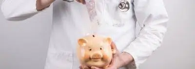 Qui a le droit au 100 % Santé ? medecin-sante-argent