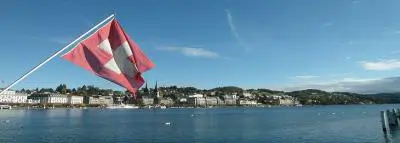 suisse-lac-drapeau suisse-lac-drapeau